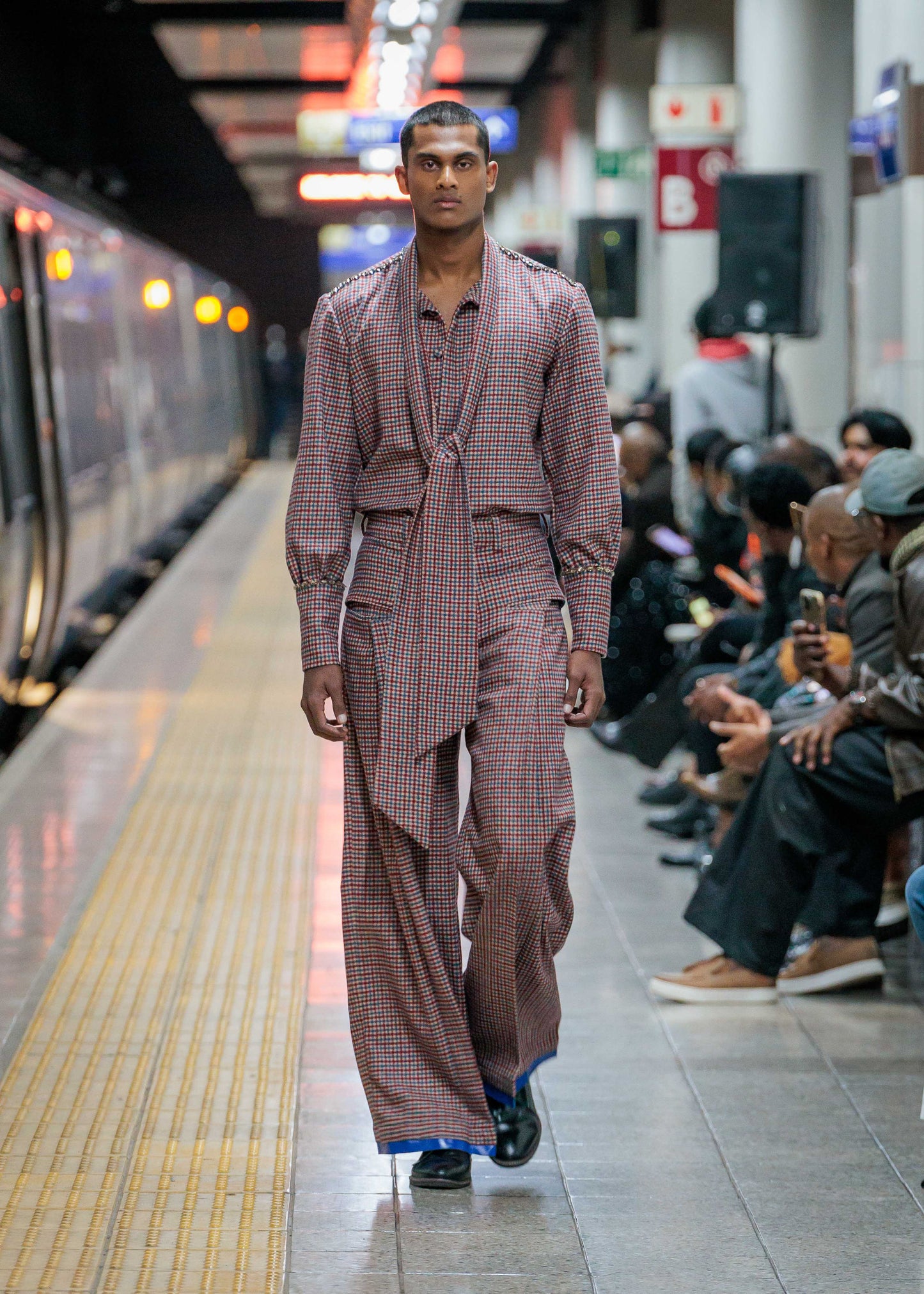 Packet Jet Pants