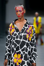Load image into Gallery viewer, Black &amp; White Giraffe Print Maza Shirt Dress
